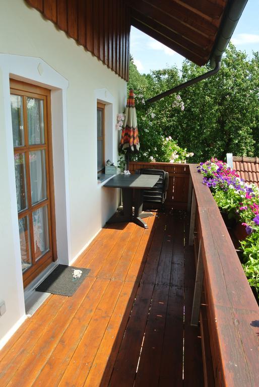 Haus Am Waldrand - Ferienwohnung Augustin Grafenau  Exterior foto